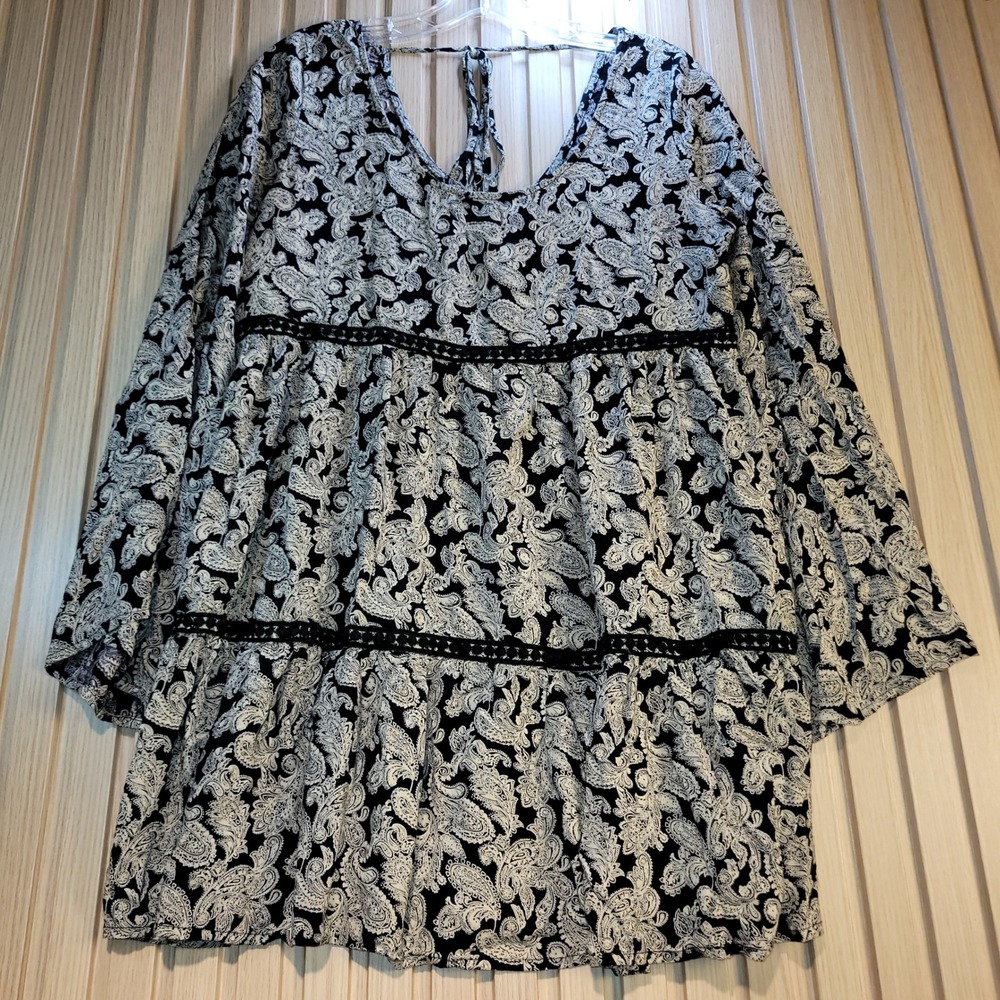 Alya Women Black White Paisley Tiered Tunic Top Crochet Lace Trim Size M